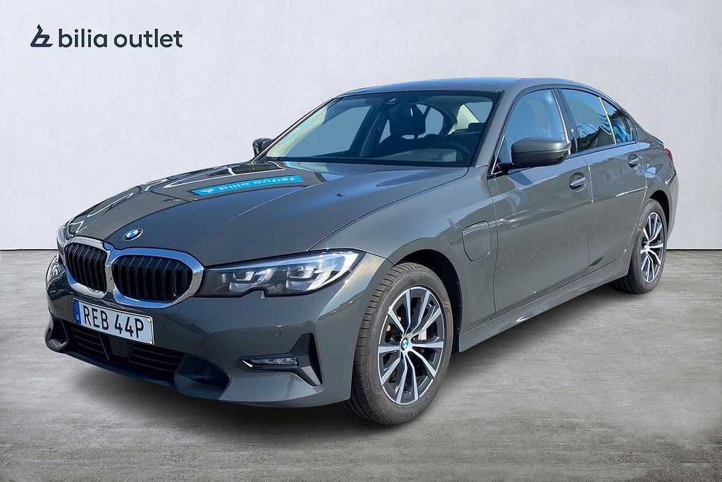 BMW 3 Series 330e 2019