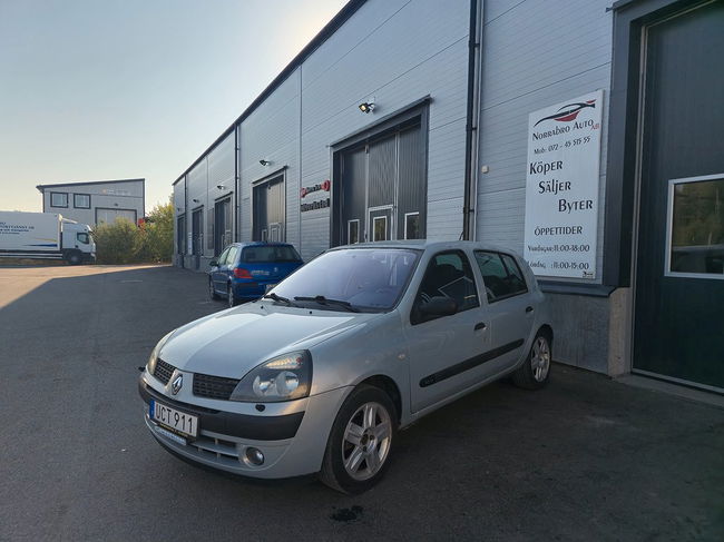 Renault Clio 2003