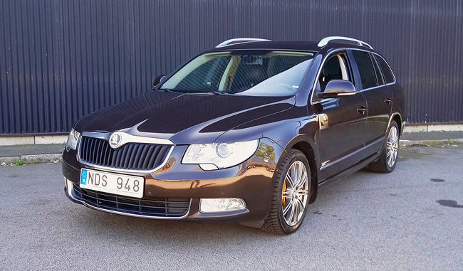 Skoda Superb 2012