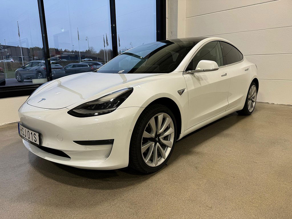 Tesla Model 3 2019