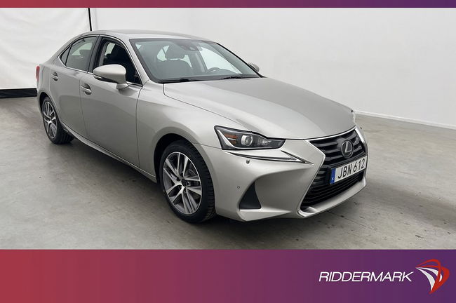 Lexus IS 2018