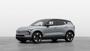 Volvo EX30 2025