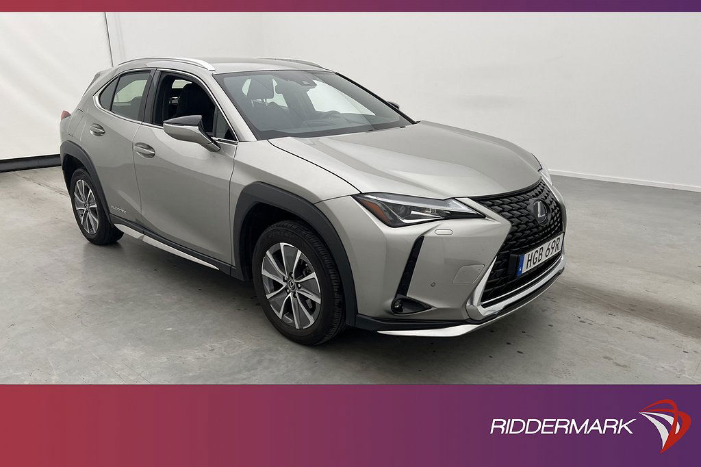 Lexus UX 2021