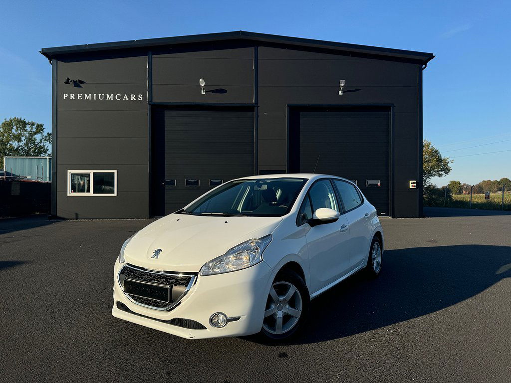 Peugeot 208 2013