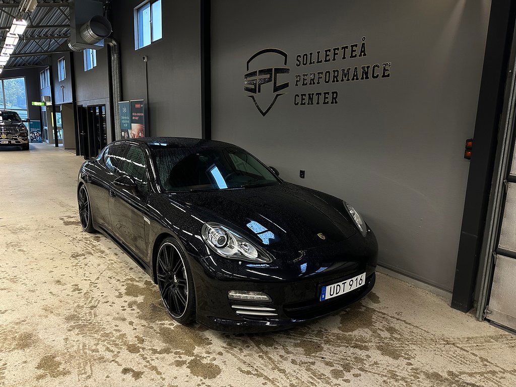 Porsche Panamera 2011