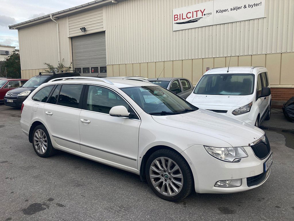 Skoda Superb 2011