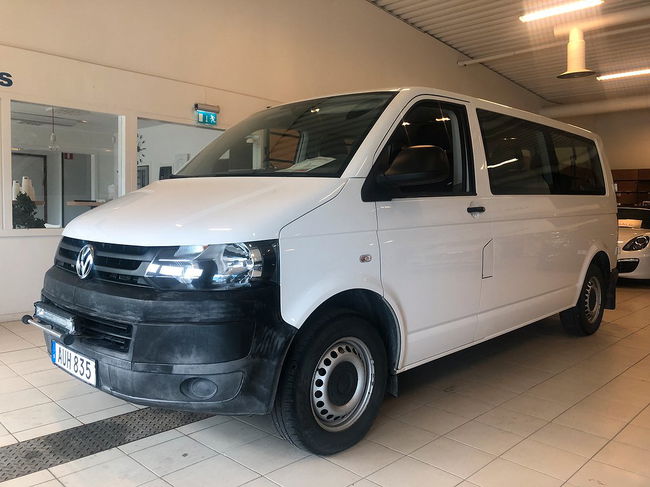 Volkswagen Caravelle 2014