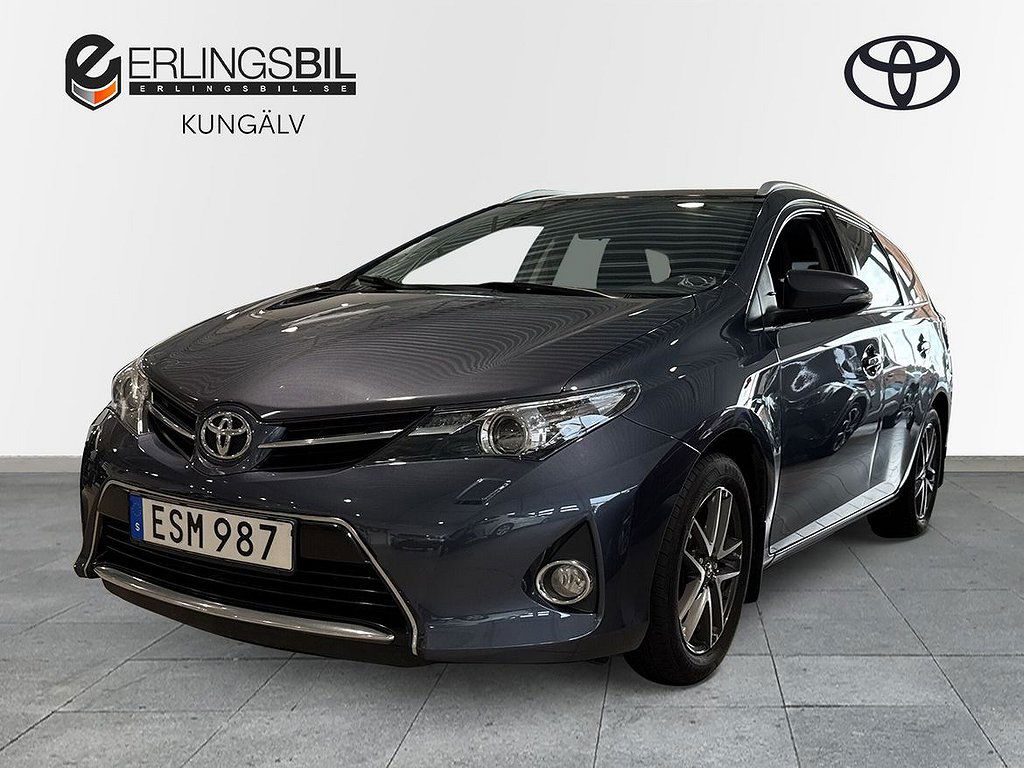 Toyota Auris 2015