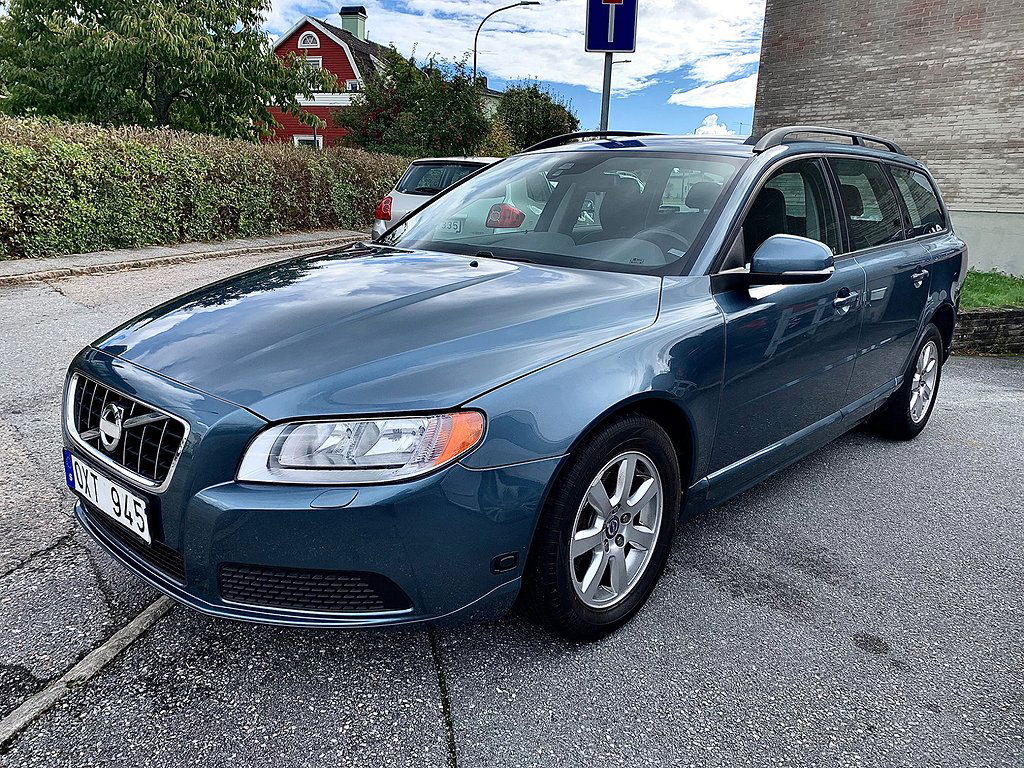 Volvo V70 2011