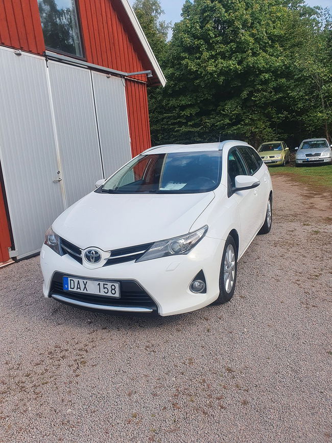 Toyota Auris 2013