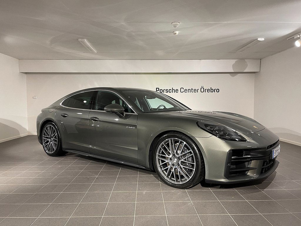 Porsche Panamera 2024