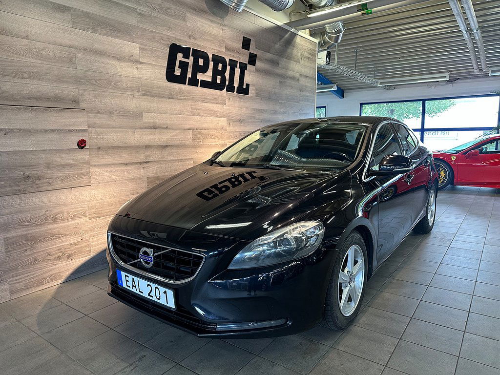 Volvo V40 2014