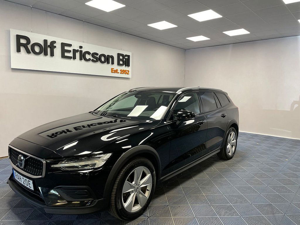 Volvo V60 2023