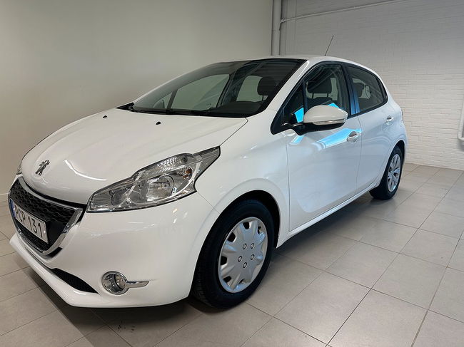 Peugeot 208 2015