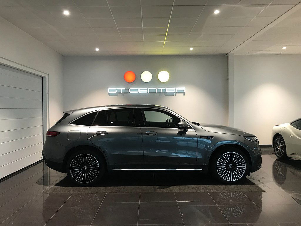 Mercedes-Benz EQC 2020