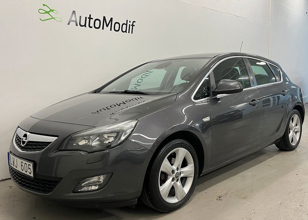 Opel Astra 2011