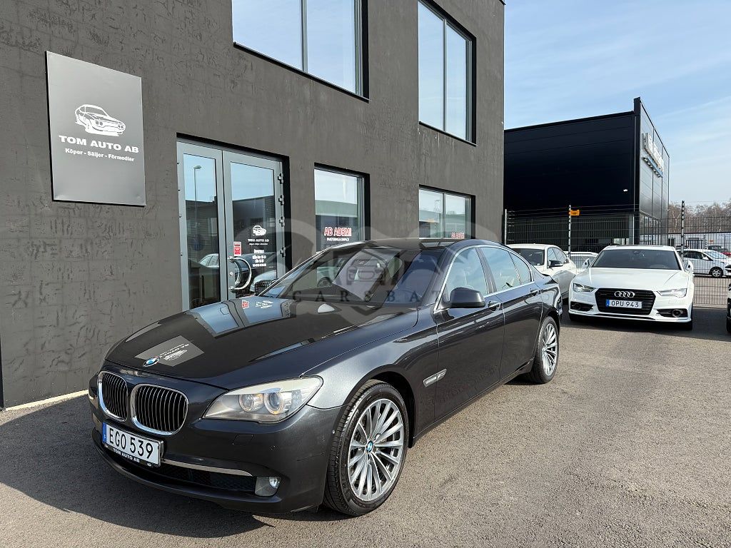 BMW 7 Series 750 2011