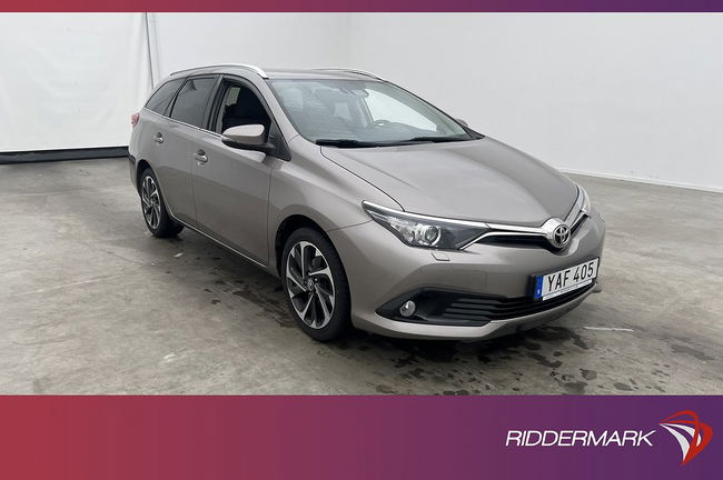 Toyota Auris 2015