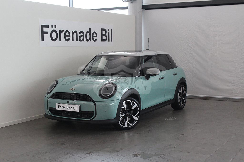 Mini Cooper 2024