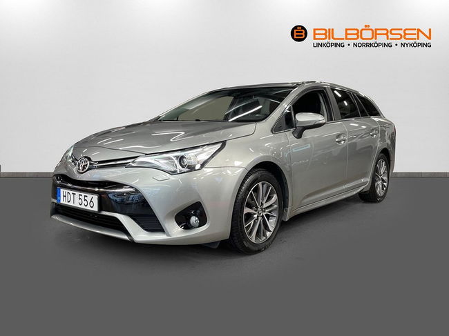 Toyota Avensis 2015