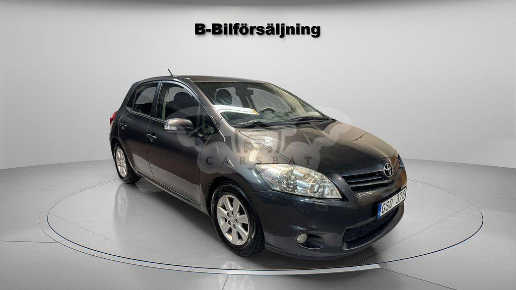 Toyota Auris 2011
