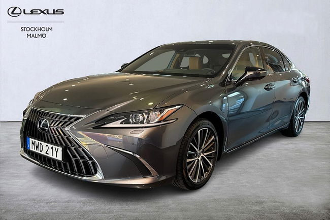 Lexus ES 2023