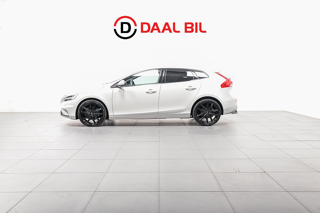 Volvo V40 2018