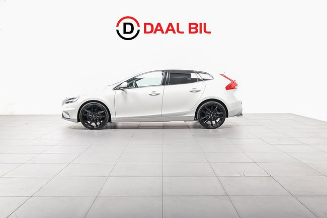 Volvo V40 2018