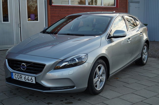 Volvo V40 2014