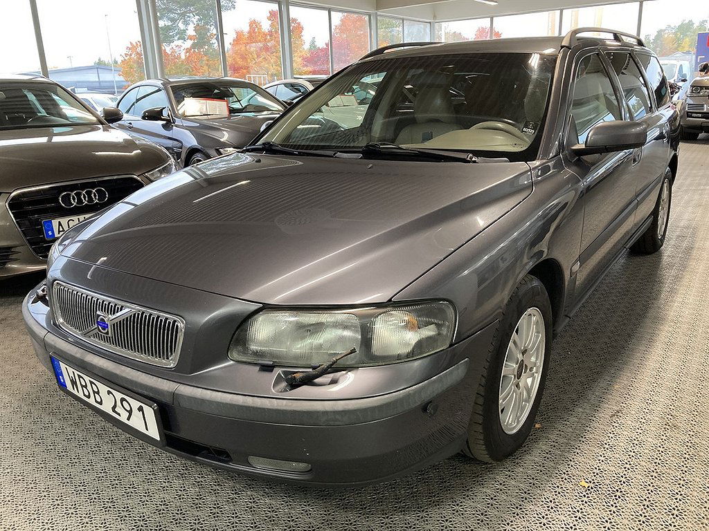 Volvo V70 2004