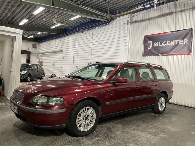 Volvo V70 2004