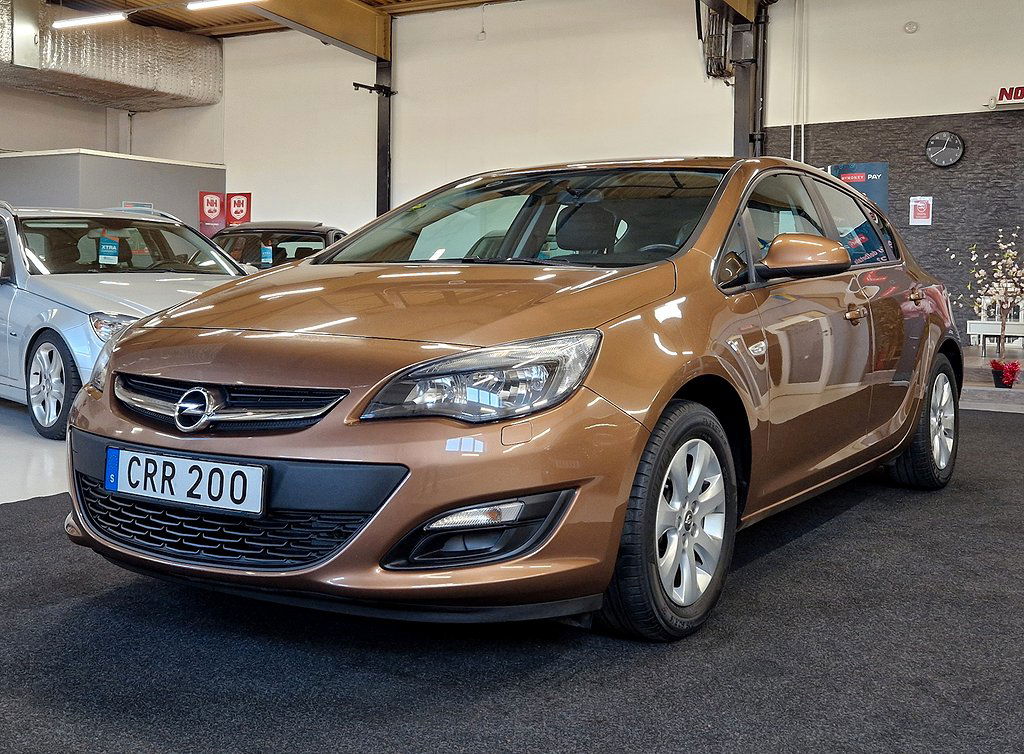 Opel Astra 2014