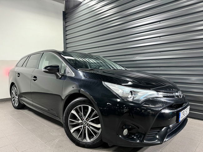 Toyota Avensis 2016