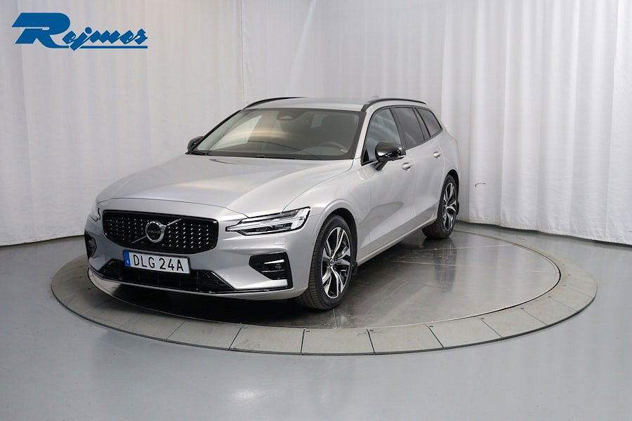 Volvo V60 2023