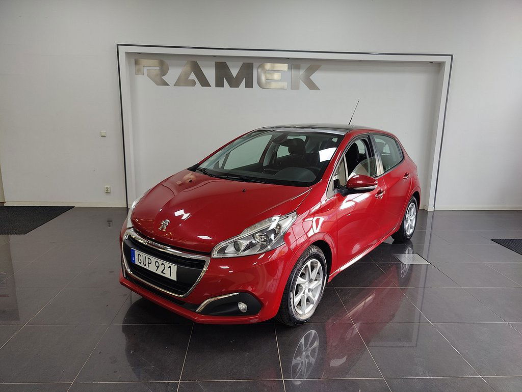 Peugeot 208 2015