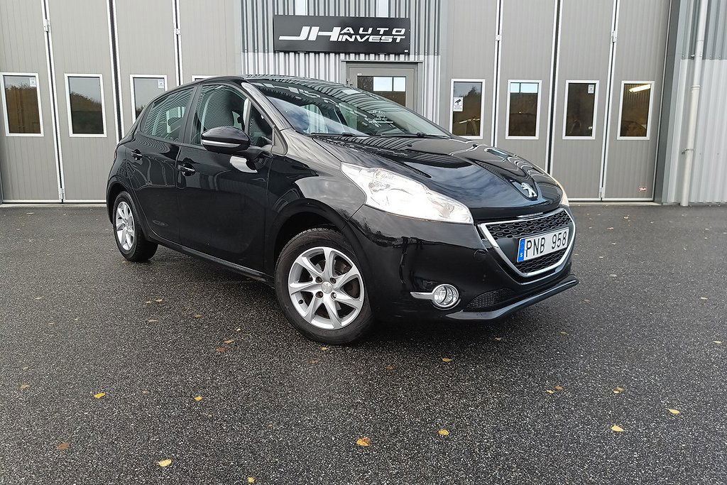 Peugeot 208 2013