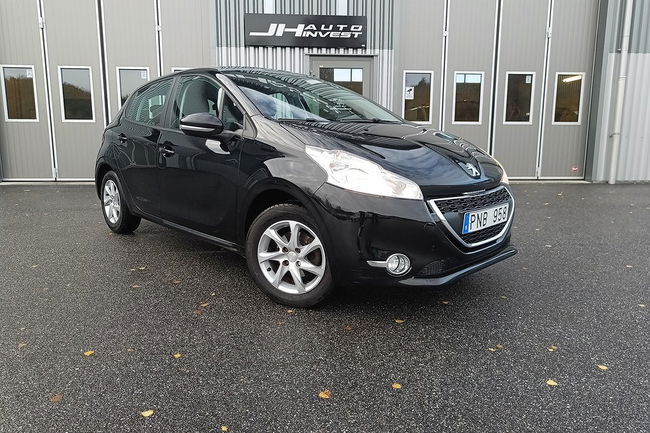 Peugeot 208 2013