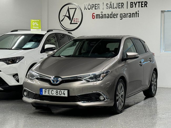 Toyota Auris 2015