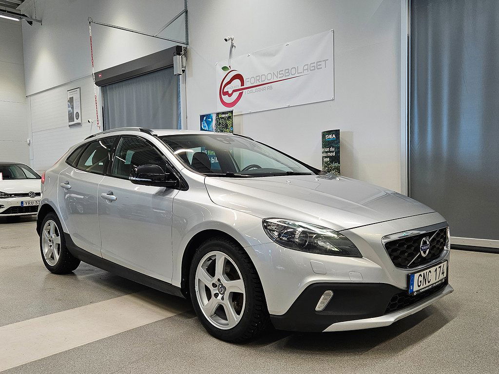 Volvo V40 2014