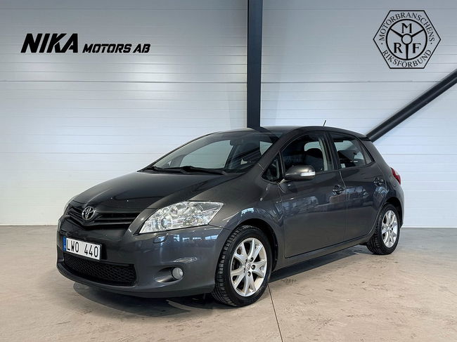 Toyota Auris 2011