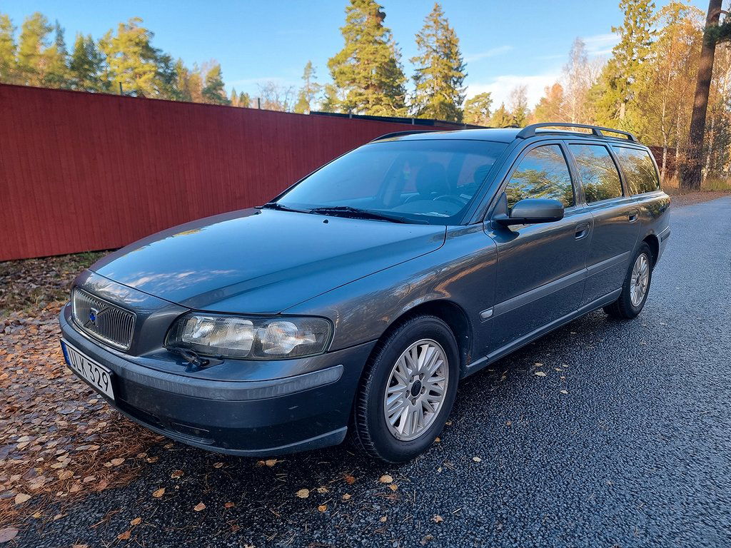 Volvo V70 2003