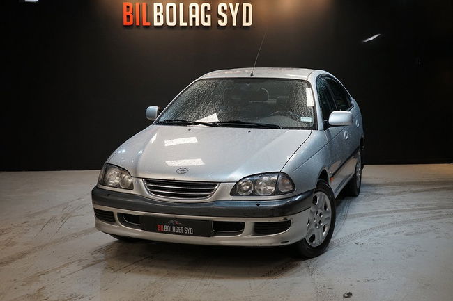 Toyota Avensis 1999