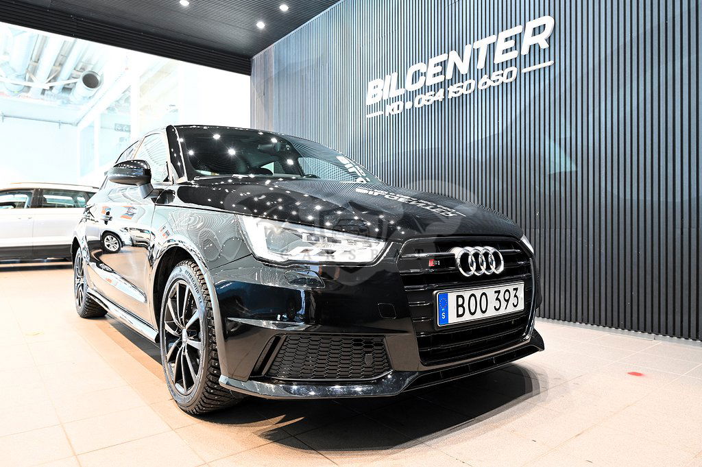 Audi S1 2014