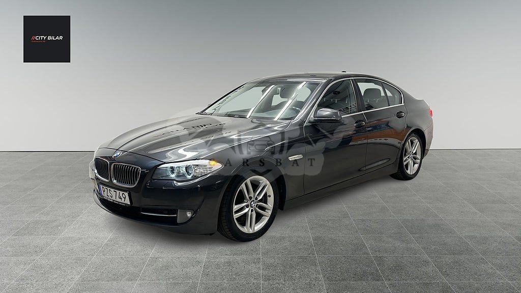 BMW 5 Series 520 2011