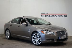 Jaguar XF 2011