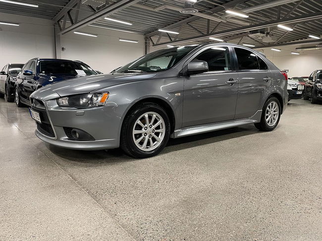 Mitsubishi Lancer 2011