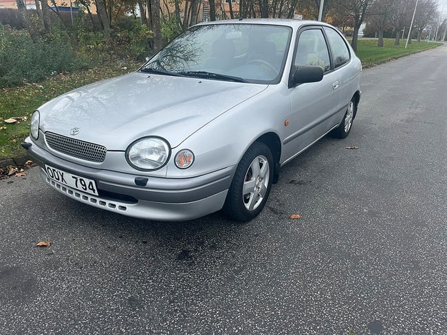 Toyota Corolla 1999