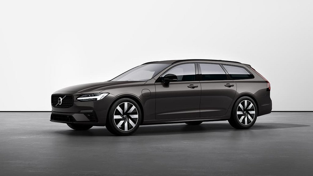 Volvo V90 2024