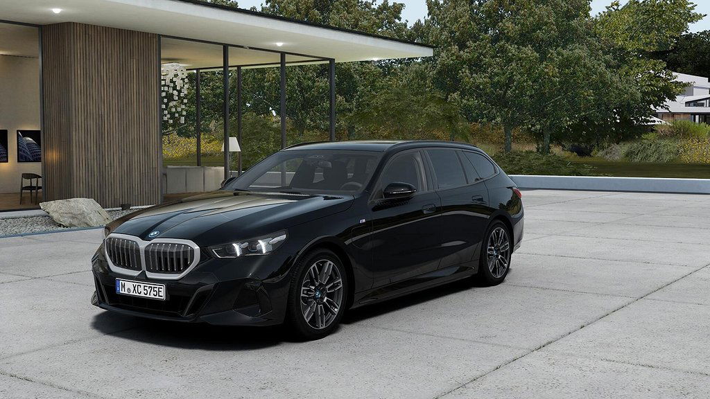 BMW 5 Series 530e 2024