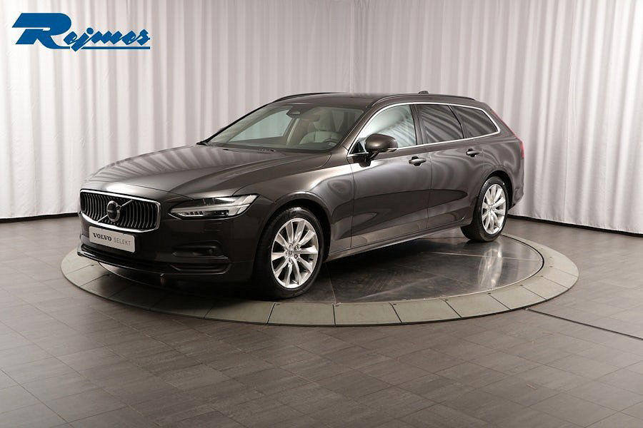 Volvo V90 2022